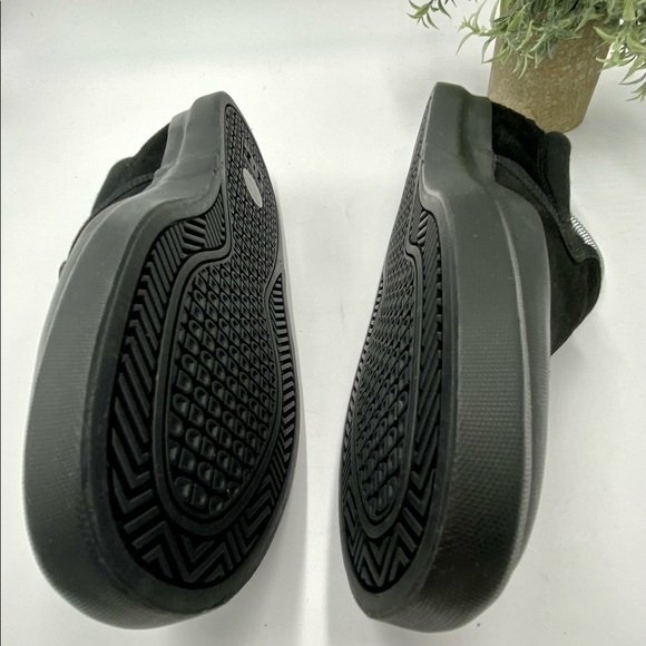 DC Shoes Men's Infinite Slip-On Skate
Shoes Black/Black/Black Sz 8 flat low top - Picture 9 of 15